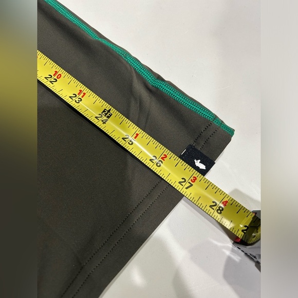 Cotopaxi Men's Large Fino Tech Tee Iron Green NWT Quick Dry Soft Fabric - Picture 10 of 12